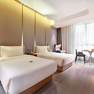 Jimu Twin Room Inner Window